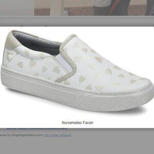 NEW Nurse Mates Faxon SZ 6.5 M Comfort Slipon Leather Heart Design Comfort Shoes